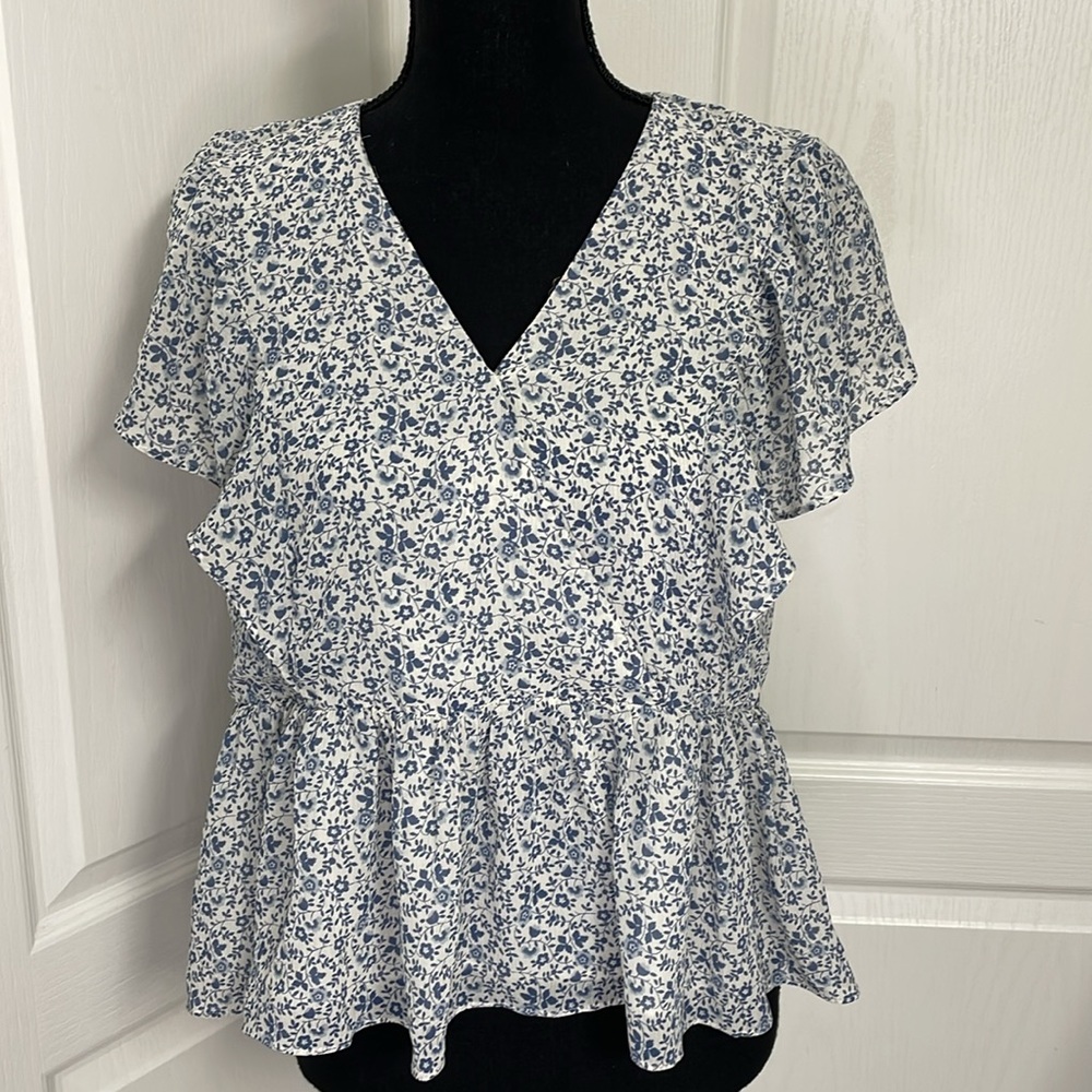 Madewell top size S georgette ruffle floral feminine
